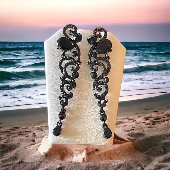 Black Dress Jewelry Earrings - Picture 6 of 6